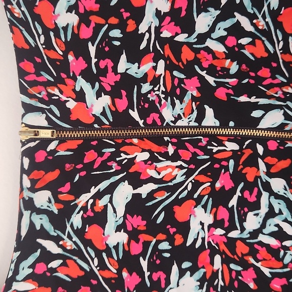 Tahari My Perfect Shape Plus Floral Shift Dress Cap Ruff, Size 1x - Picture 7 of 8